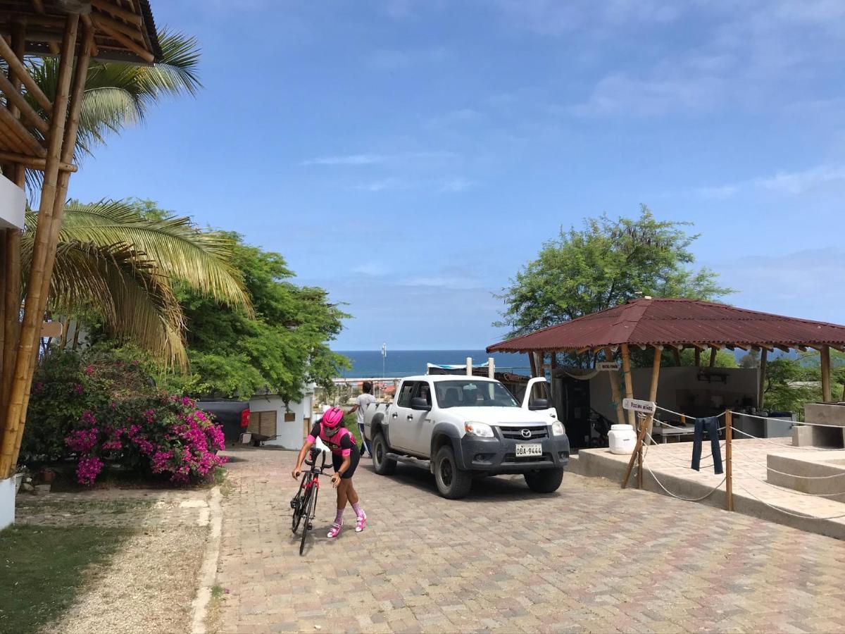 Punta Hills Montanita Hotel Exterior photo